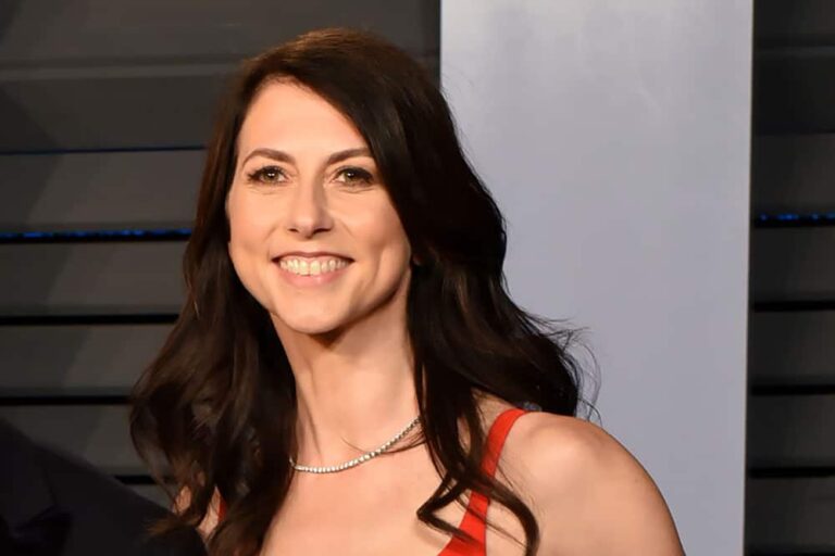 Jeff Bezos Ex-Wife Donates 3.8 Billion Dollars To 465 Organizations