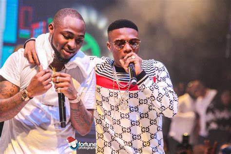 Davido Re-Follows Wizkid On Instagram Following Reunion